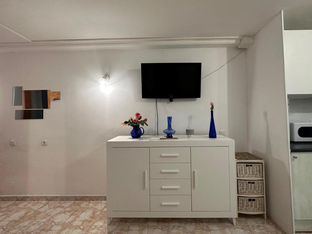 Ocean Views - Beach Apartment Паталавака Экстерьер фото