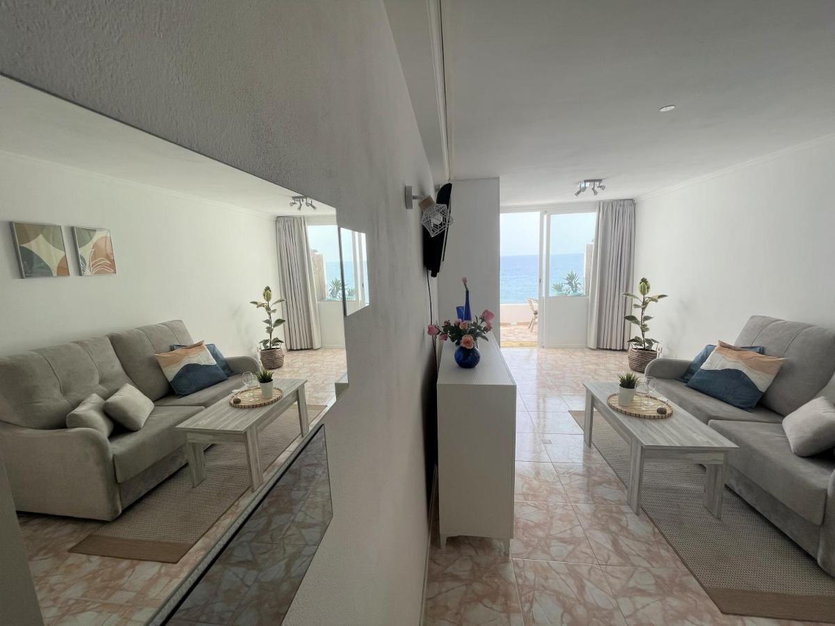 Ocean Views - Beach Apartment Паталавака Экстерьер фото